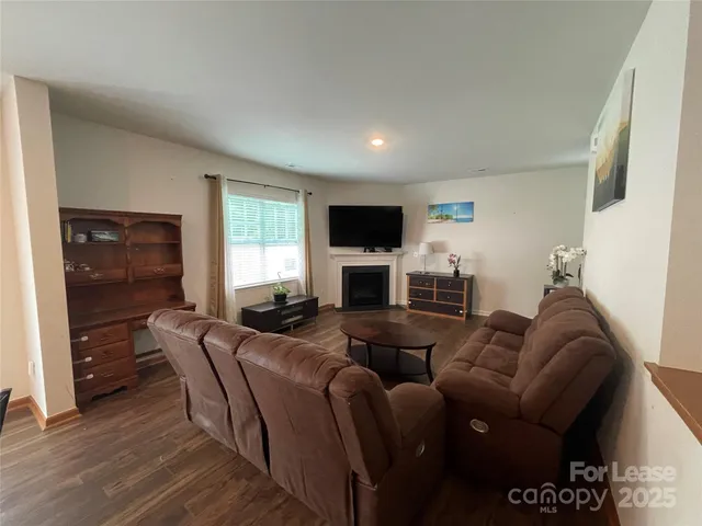 $2,200 | 716 Larmore Avenue, Charlotte, NC 28216