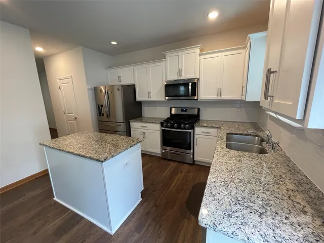 $2,200 | 716 Larmore Avenue, Charlotte, NC 28216