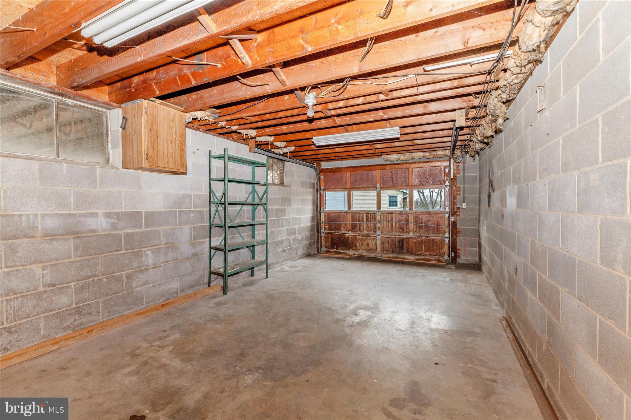 10223 Liberty Road Frederick, MD 21701 - Photo 38 of 51 Garage
