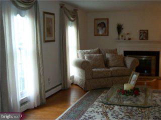 26 Sandown Road Audubon, PA 19403 - Photo 4 of 6 Gallery Image 4