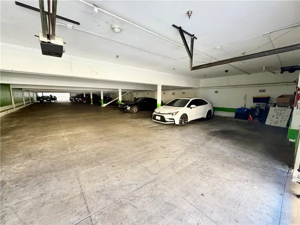$2,950,000 | 710 West Washington Avenue, Santa Ana, CA 92706