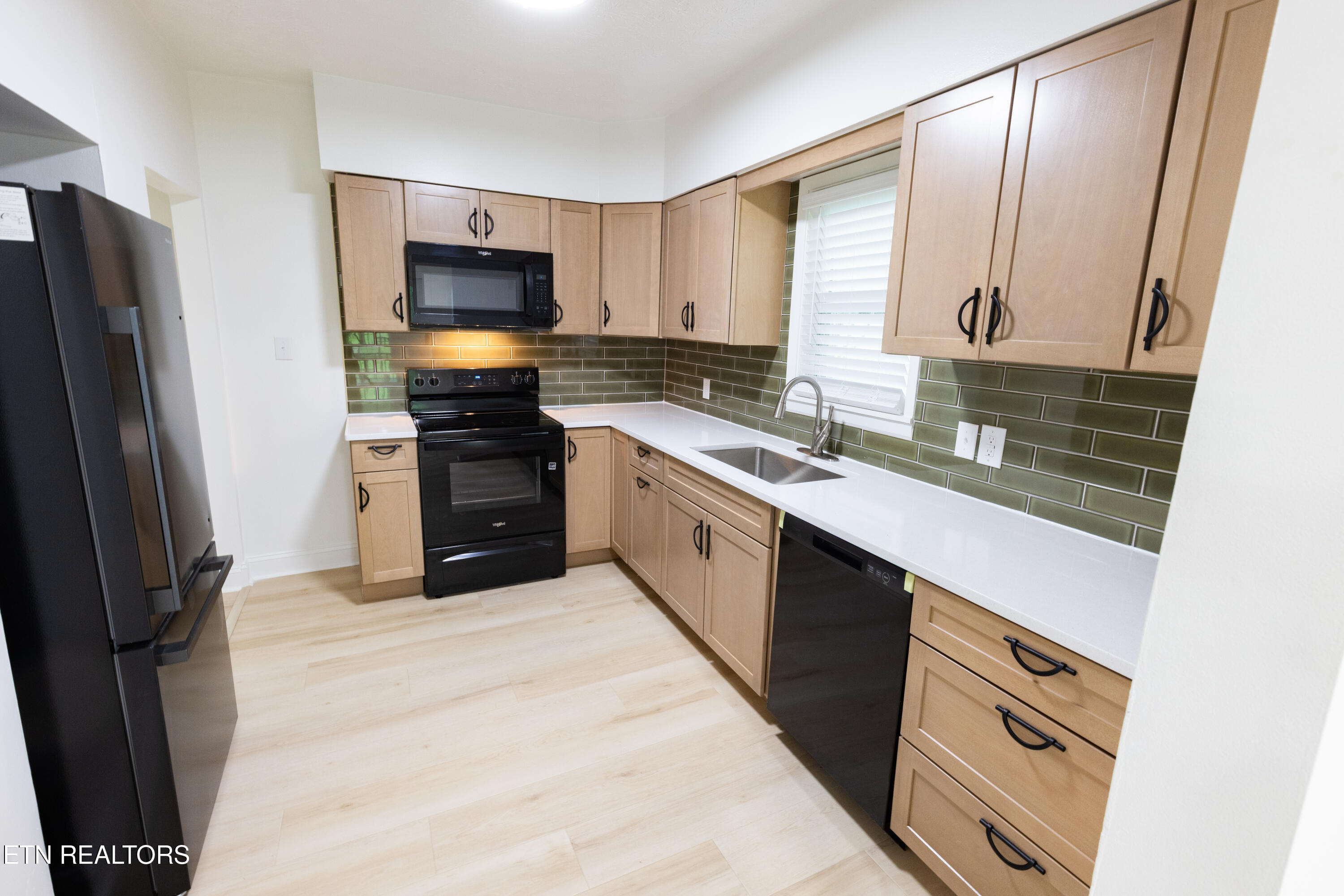 5600 Wassman Road Knoxville, TN 37912 - Photo 20 of 28 5600 Wassman-19