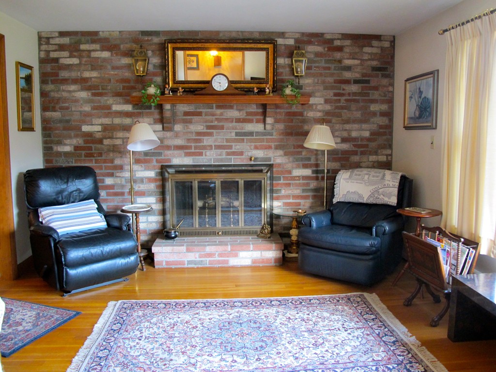 16 Meriam Road Concord, MA 01742 - Photo 5 of 26 Gallery Image 5