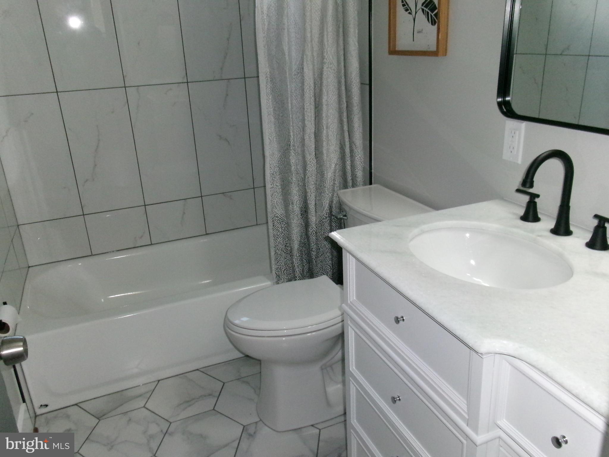 1339 Deanwood Road Baltimore, MD 21234 - Photo 8 of 49 Gallery Image 8