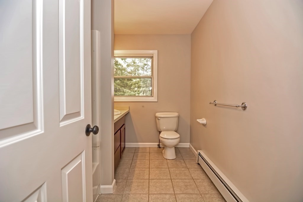 216 Bolton Station Road Lancaster, MA 01523 - Photo 10 of 29 Gallery Image 10