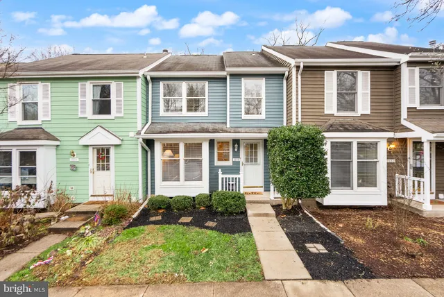 $585,000 | 1548 Poplar Grove Drive, Reston, VA 20194