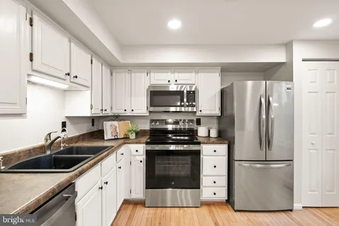 $585,000 | 1548 Poplar Grove Drive, Reston, VA 20194