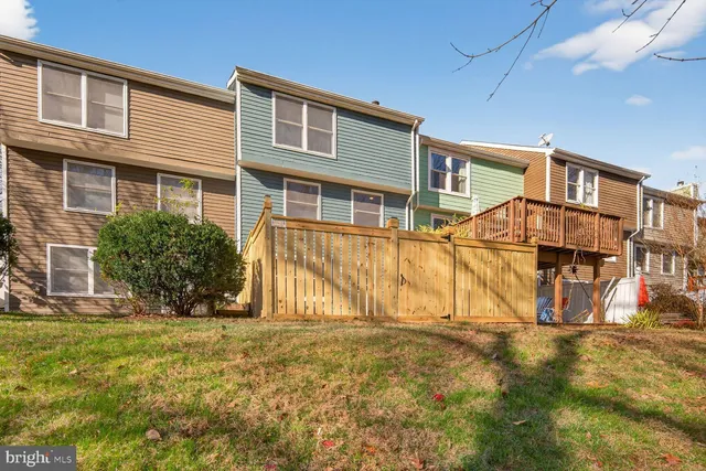$585,000 | 1548 Poplar Grove Drive, Reston, VA 20194