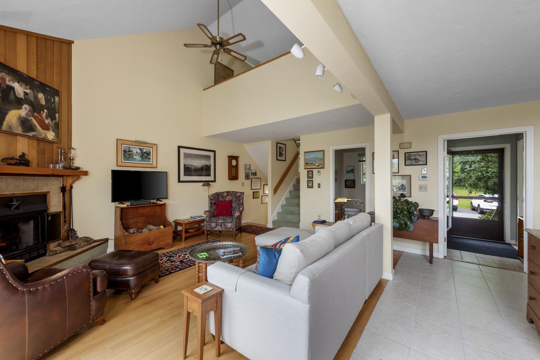 15 Village Road, Unit 16 Campton, NH 03223 - Photo 8 of 33