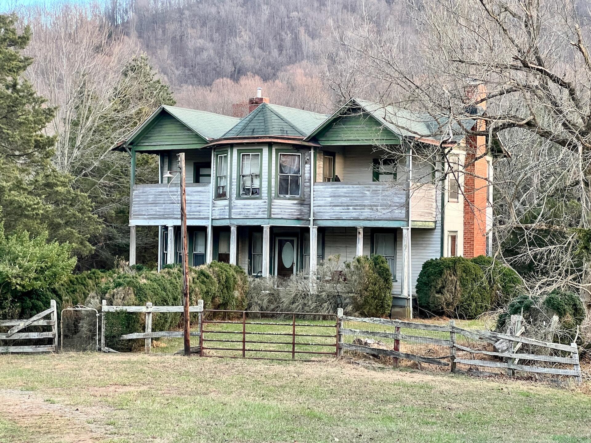 2743 Johnson School Road Thaxton, VA 24174 - Photo 6 of 88 6