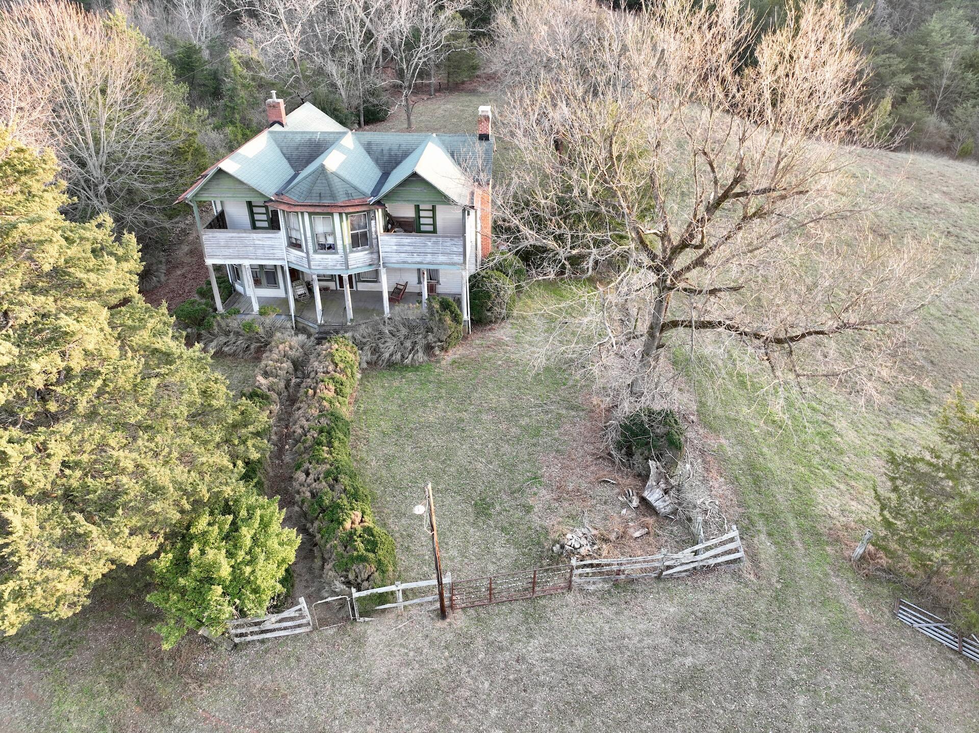 2743 Johnson School Road Thaxton, VA 24174 - Photo 73 of 88 154.56 Bedford pics - 76