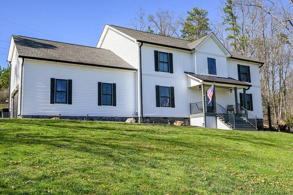 $739,900 | 267 Lower Woods Trail Northeast, Cleveland, TN 37323