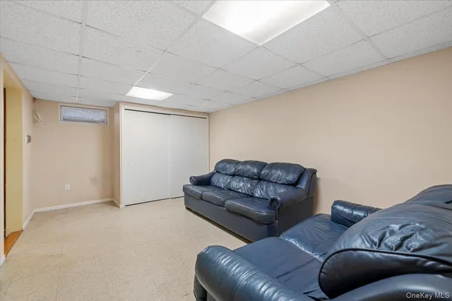 $799,999 | 186 11th Street, Bethpage, NY 11714