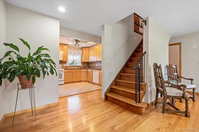 $799,999 | 186 11th Street, Bethpage, NY 11714