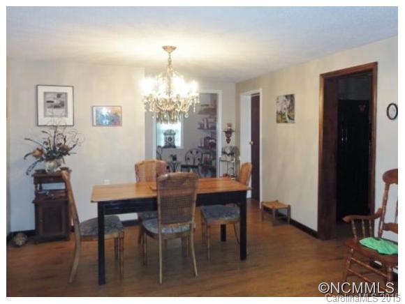 941 Bee Tree Road Swannanoa, NC 28778 - Photo 6 of 18 Gallery Image 6