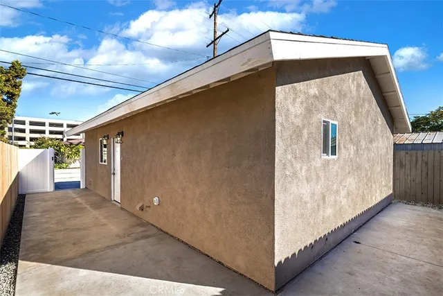 a view of entryway with stairs