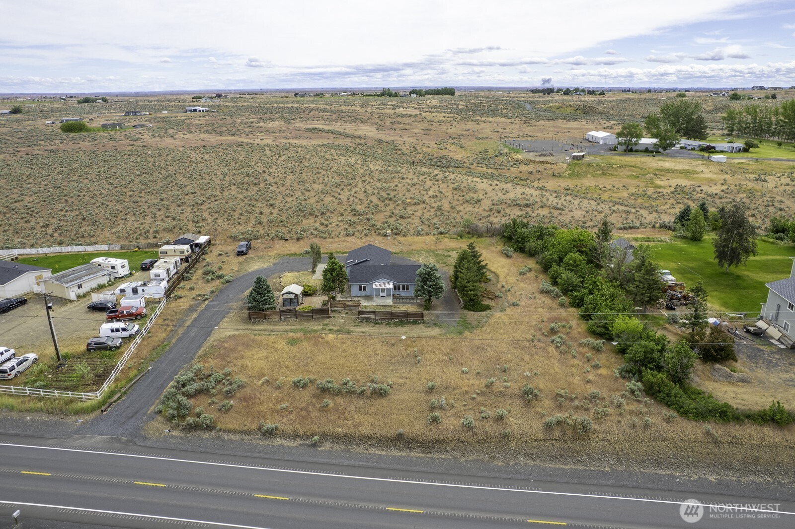 11397 Dodson Road Northwest Ephrata, WA 98823 - Photo 5 of 40