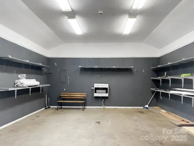 $460,000 | 700 Chestnut Lane, Matthews, NC 28104