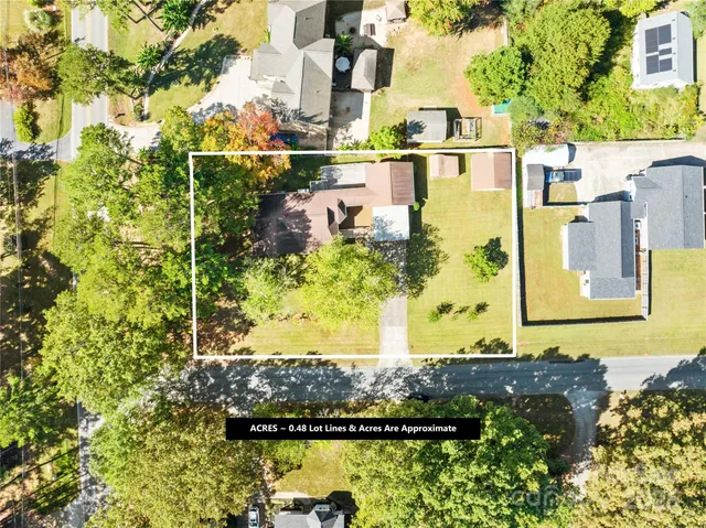 $460,000 | 700 Chestnut Lane, Matthews, NC 28104