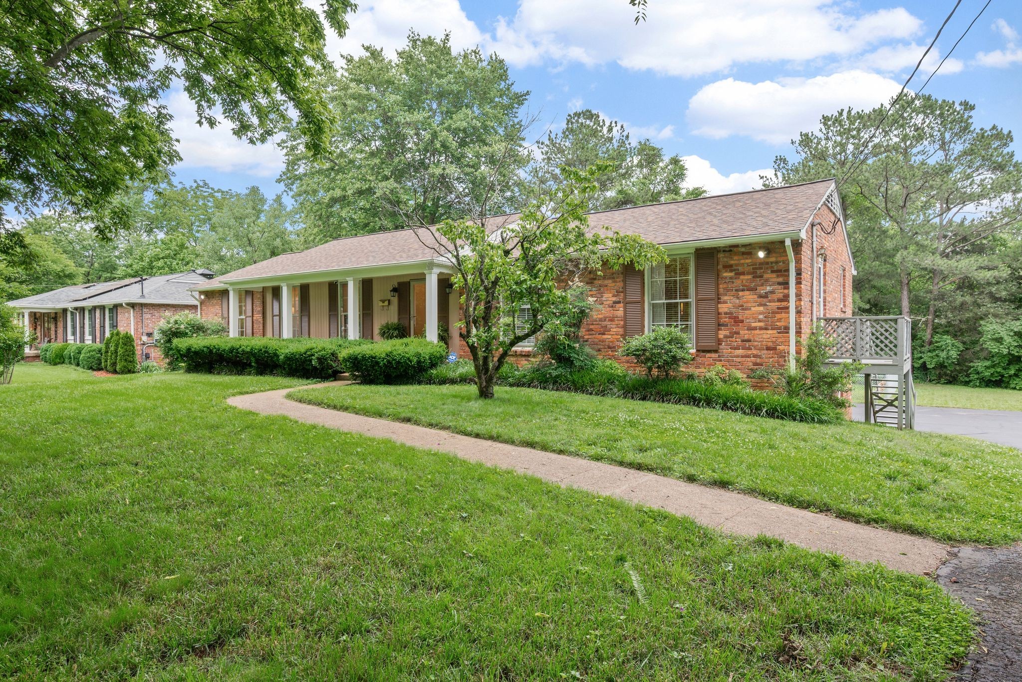 44 Vaughns Gap Road Nashville, TN 37205 - Photo 4 of 40 Gallery Image 4