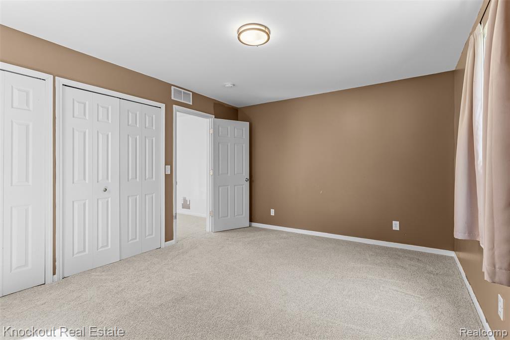 9060 North McKinley Road Flushing, MI 48433 - Photo 14 of 28