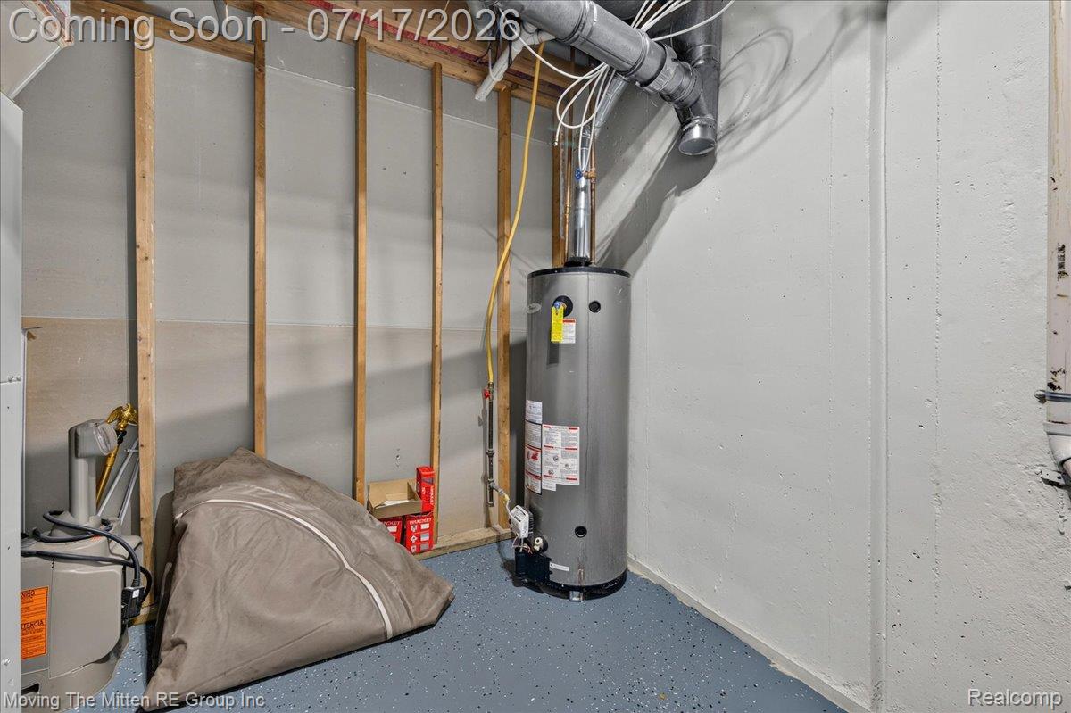 40162 Alden Road Belleville, MI 48111 - Photo 44 of 67 Utility room