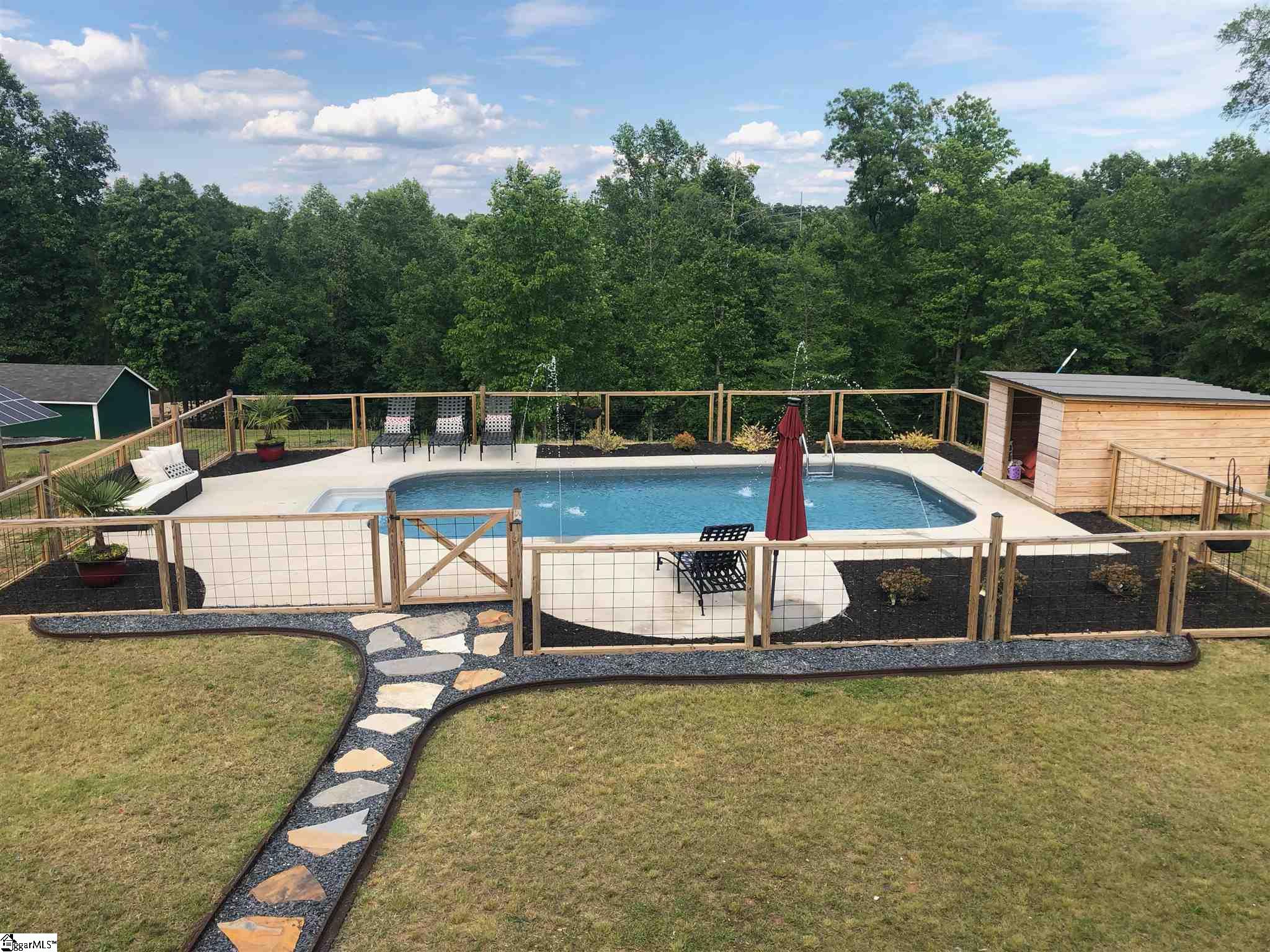 2561 Standing Springs Road Greenville, SC 29605 - Photo 23 of 36 Gallery Image 23