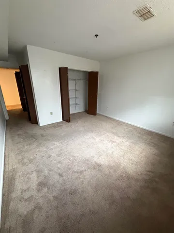 $329,900 | 117 Cluff Crossing Road, Unit 7, Salem, NH 03079