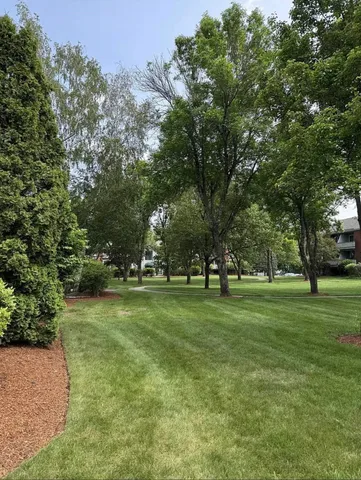 $329,900 | 117 Cluff Crossing Road, Unit 7, Salem, NH 03079