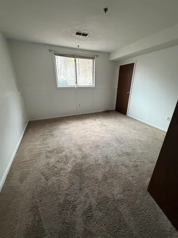 $329,900 | 117 Cluff Crossing Road, Unit 7, Salem, NH 03079