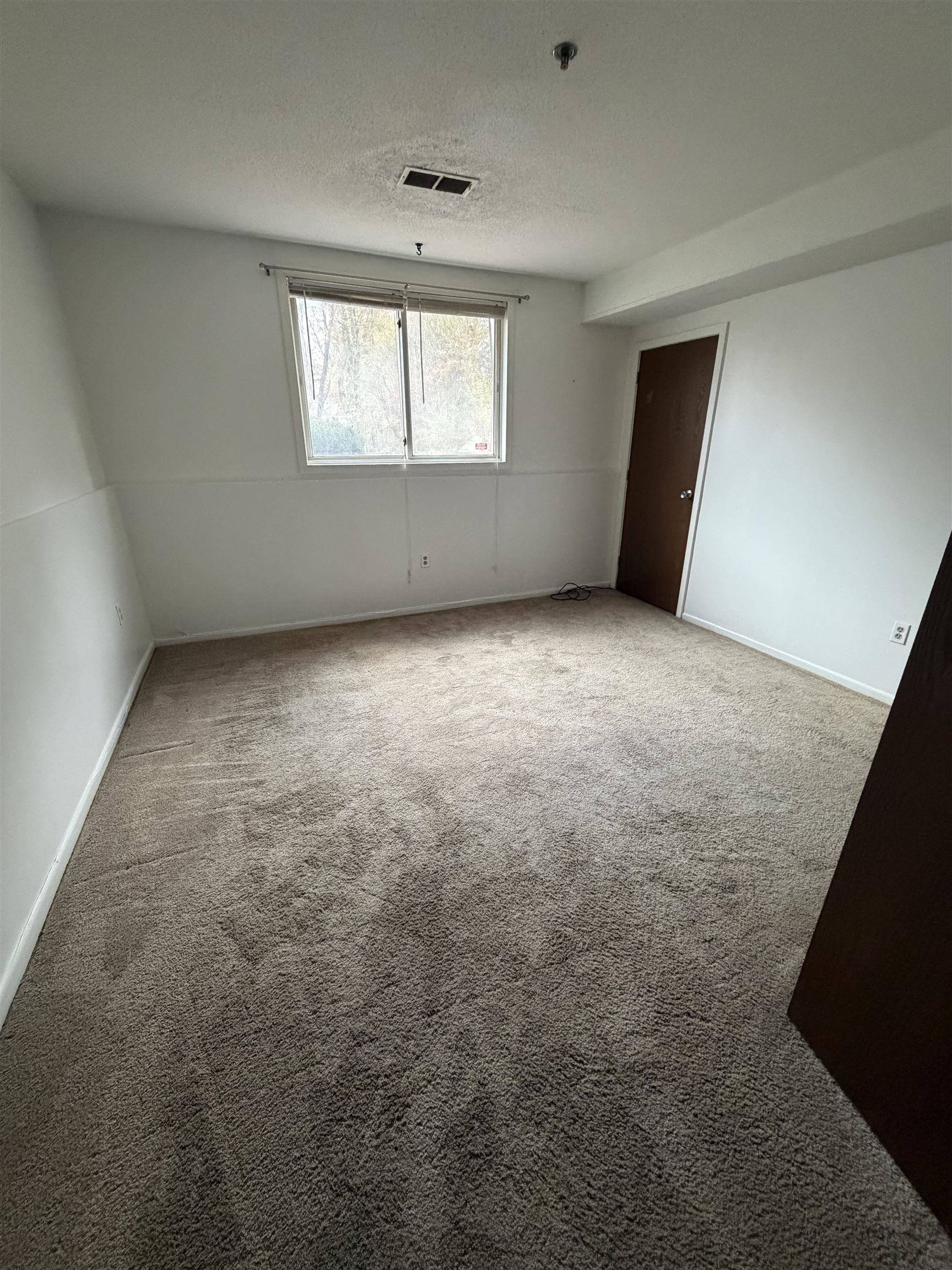 117 Cluff Crossing Road, Unit 7 Salem, NH 03079 - Photo 10 of 15