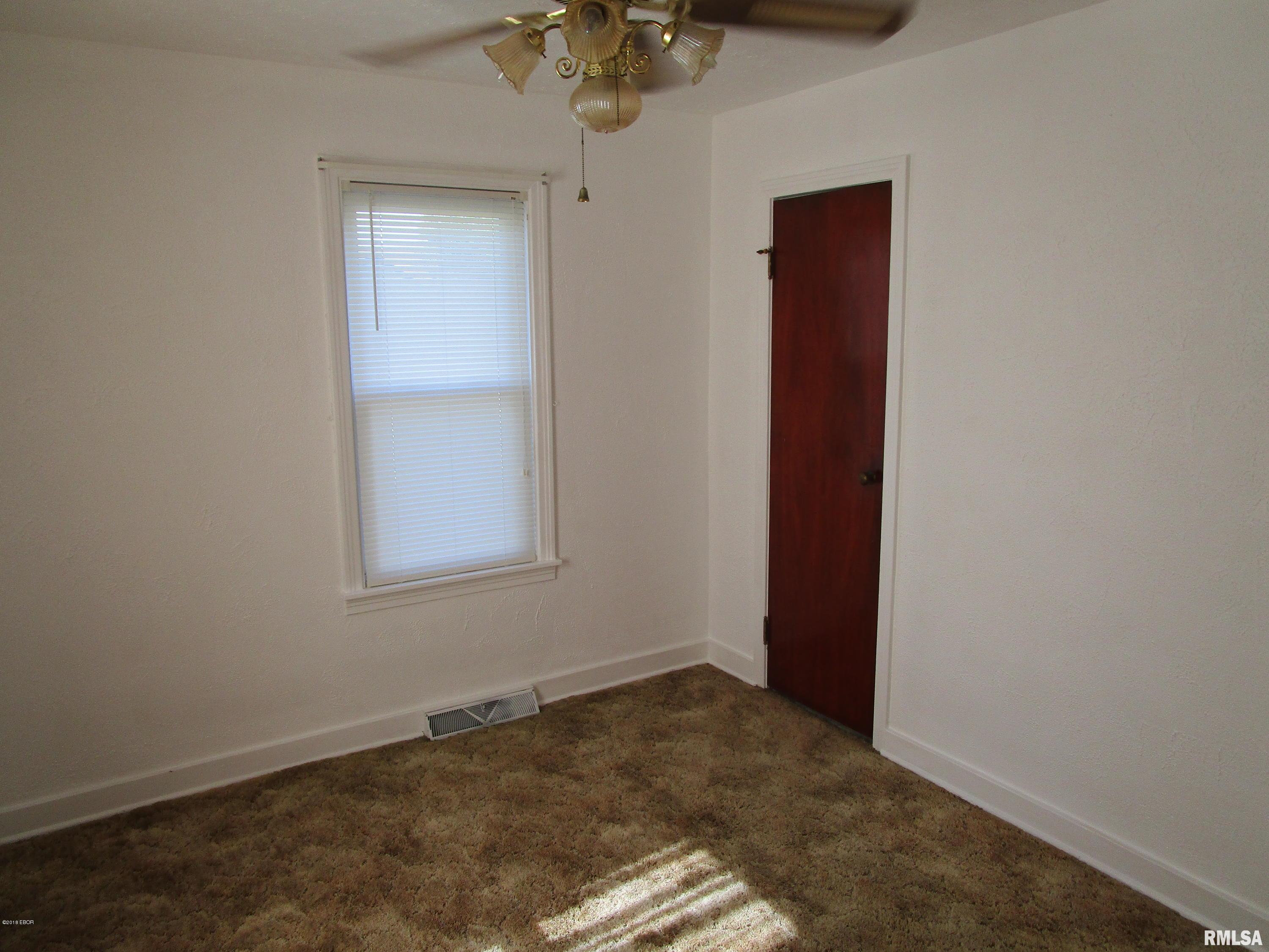 1119 North State Road Flora, IL 62839 - Photo 34 of 47 Gallery Image 34