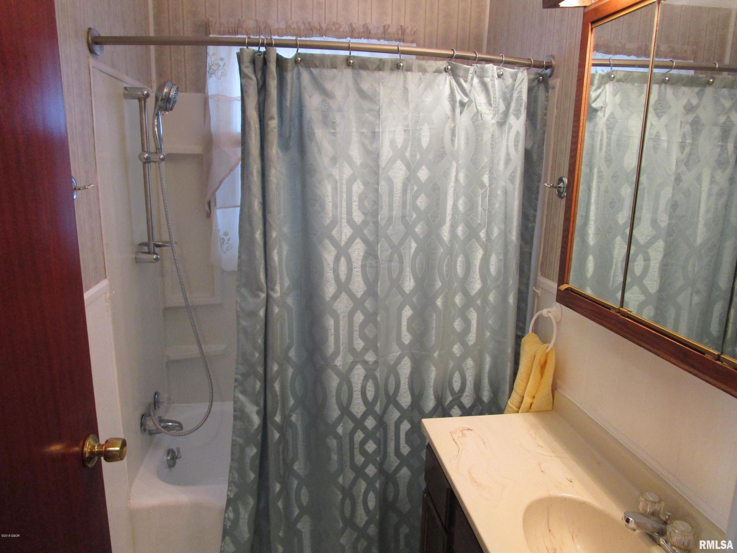 1119 North State Road Flora, IL 62839 - Photo 38 of 47 Gallery Image 38