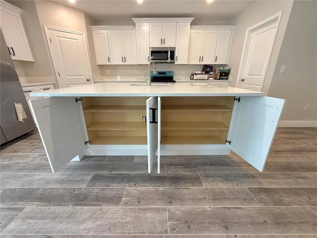 $389,000 | 13909 Arbor Pines Drive, Riverview, FL 33579