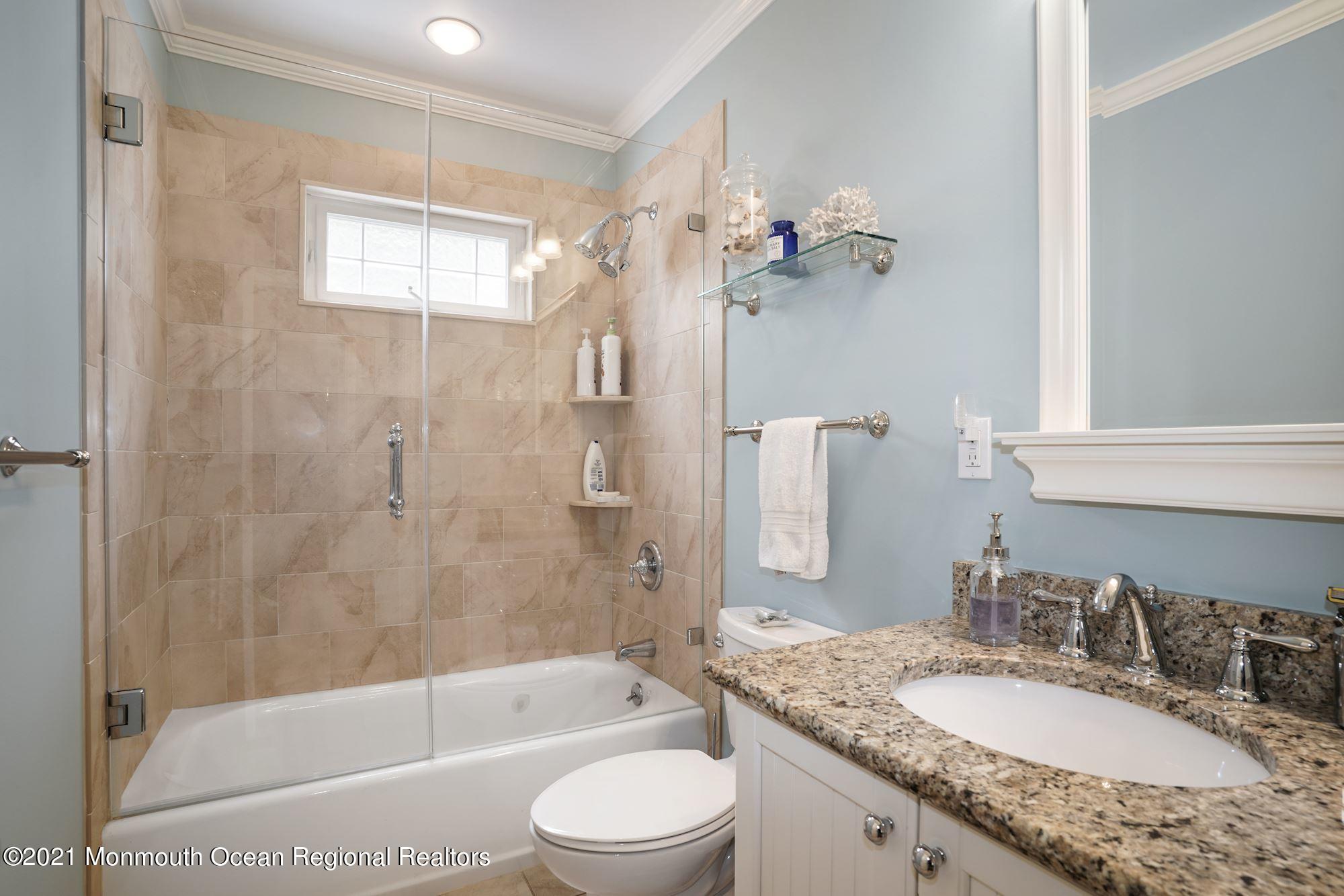 121 Harvard Road Fair Haven, NJ 07704 - Photo 19 of 24 013_121_Harvard_Ave_342277_645075