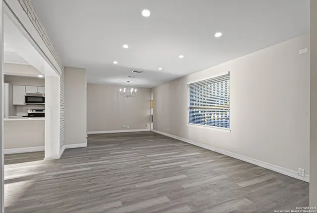 $285,000 | 1013 North, Universal City, TX 78148