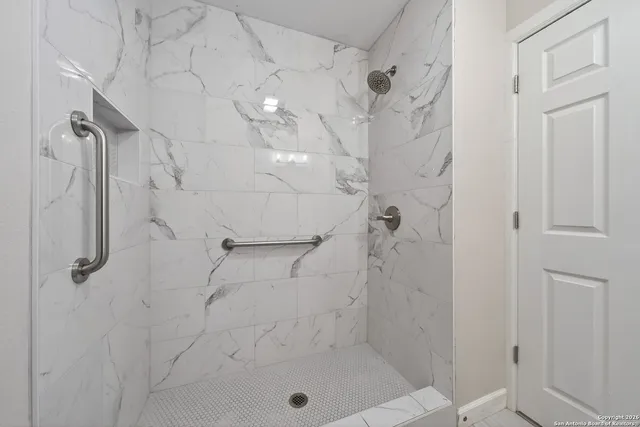 $285,000 | 1013 North, Universal City, TX 78148