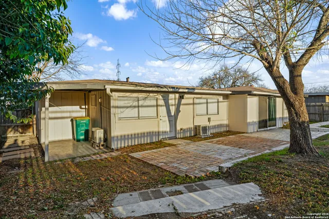 $285,000 | 1013 North, Universal City, TX 78148