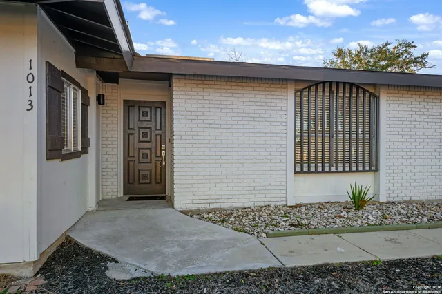 $285,000 | 1013 North, Universal City, TX 78148