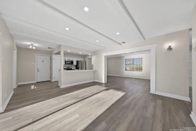 $285,000 | 1013 North, Universal City, TX 78148