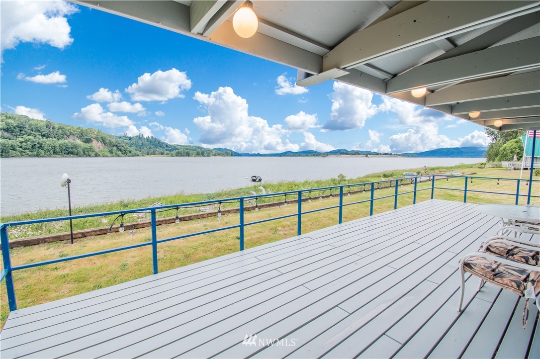 101 Ostervold Road Cathlamet, WA 98612 - Photo 10 of 25 Gallery Image 10
