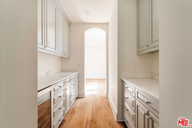 $29,995 | 685 San Lorenzo Street, Santa Monica, CA 90402