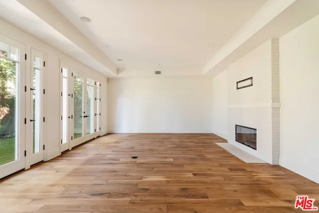 $29,995 | 685 San Lorenzo Street, Santa Monica, CA 90402