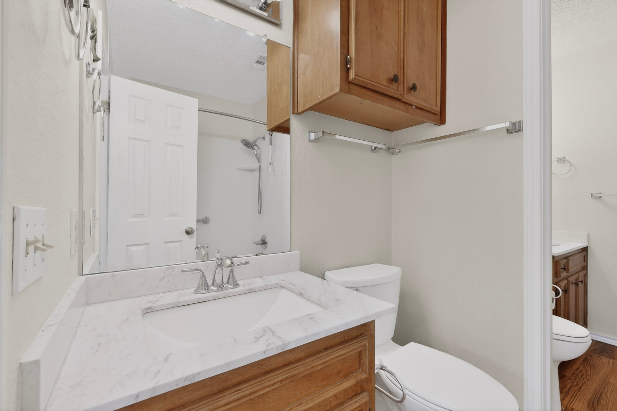12800 Old San Antonio Road, Unit A Manchaca, TX 78652 - Photo 16 of 28 Full bath off Bedroom1