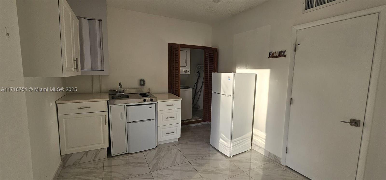 14835 Southwest 138th Terrace, Unit 1 Miami, FL 33196 - Photo 7 of 9