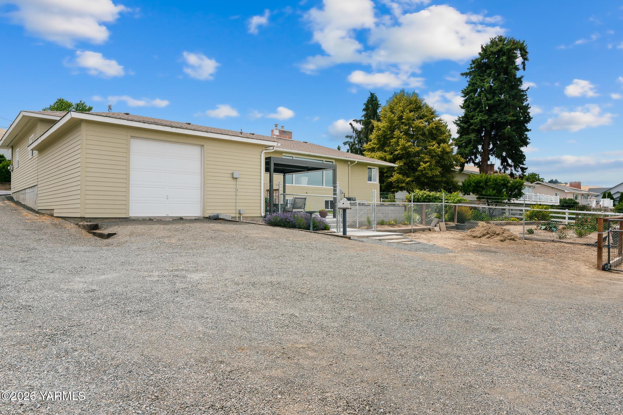 1007 Meadowbrook Road Yakima, WA 98903 - Photo 40 of 47 1007 Meadowbrook Rd-30