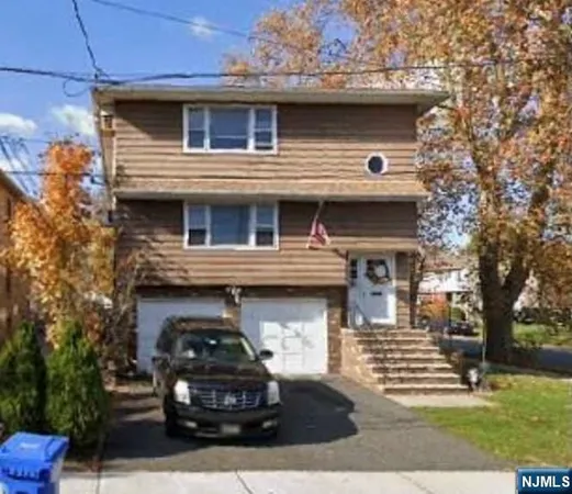 $3,100 | 4 Chestnut Street, Unit 1, Rutherford, NJ 07070