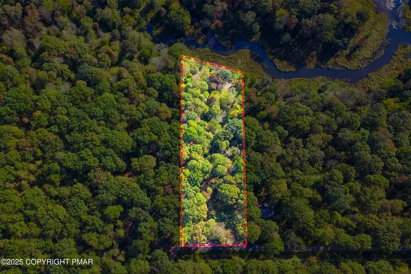 $35,000 | 17 Spring Run Lane, Cresco, PA 18326