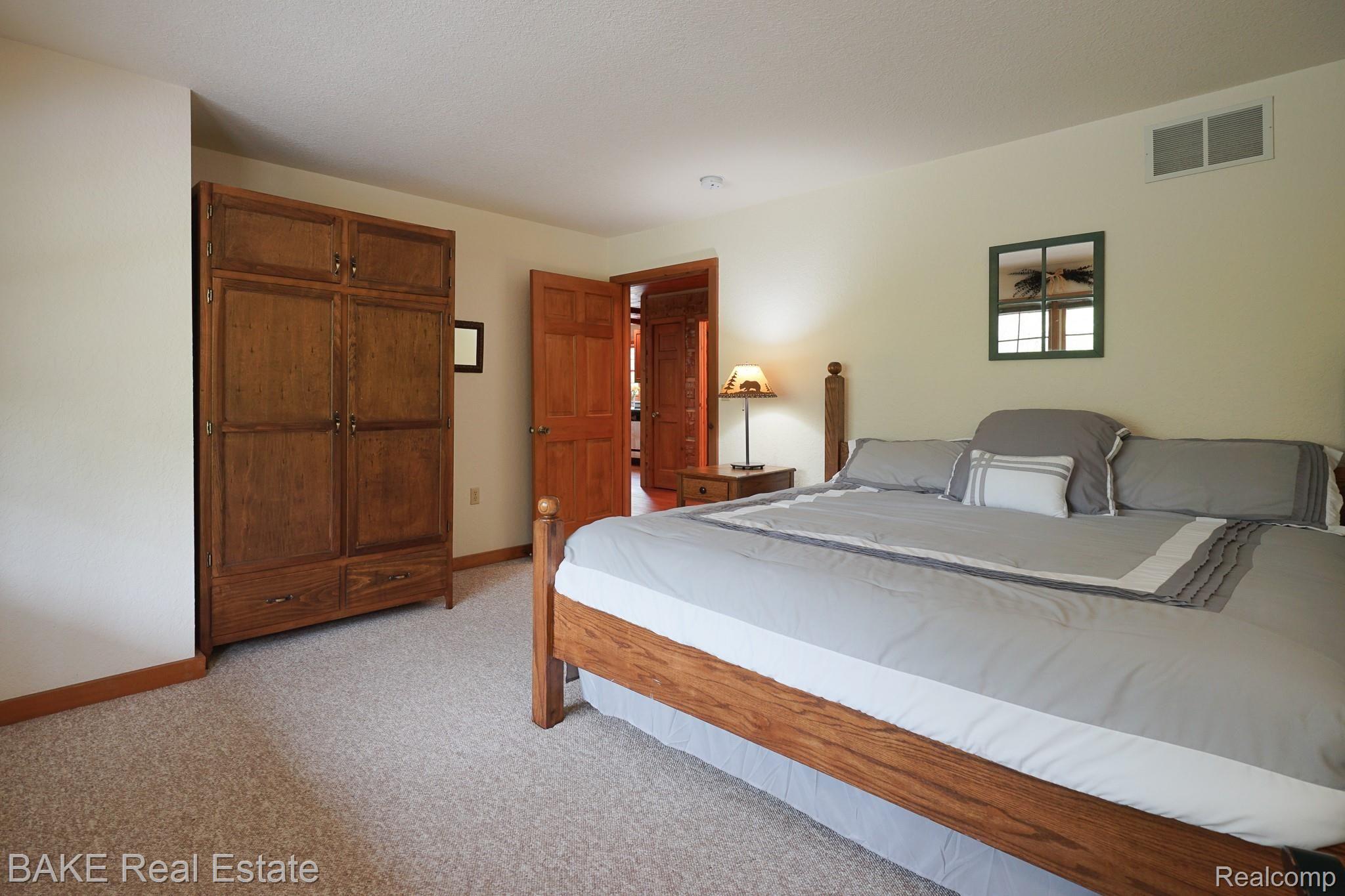 4324 North Lake Road Clarklake, MI 49234 - Photo 27 of 57 Amish Bedroom Furniture Included - Bedroom 2