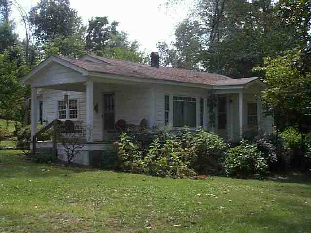 368 Callahan Road Southeast Dalton, GA 30721 - Photo 1 of 1 Main View